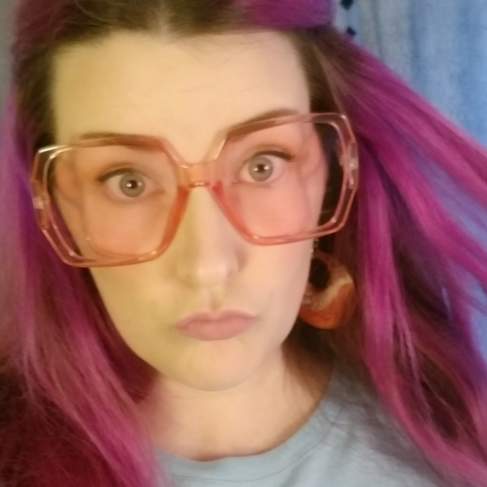 Meet your Posher, Brooke